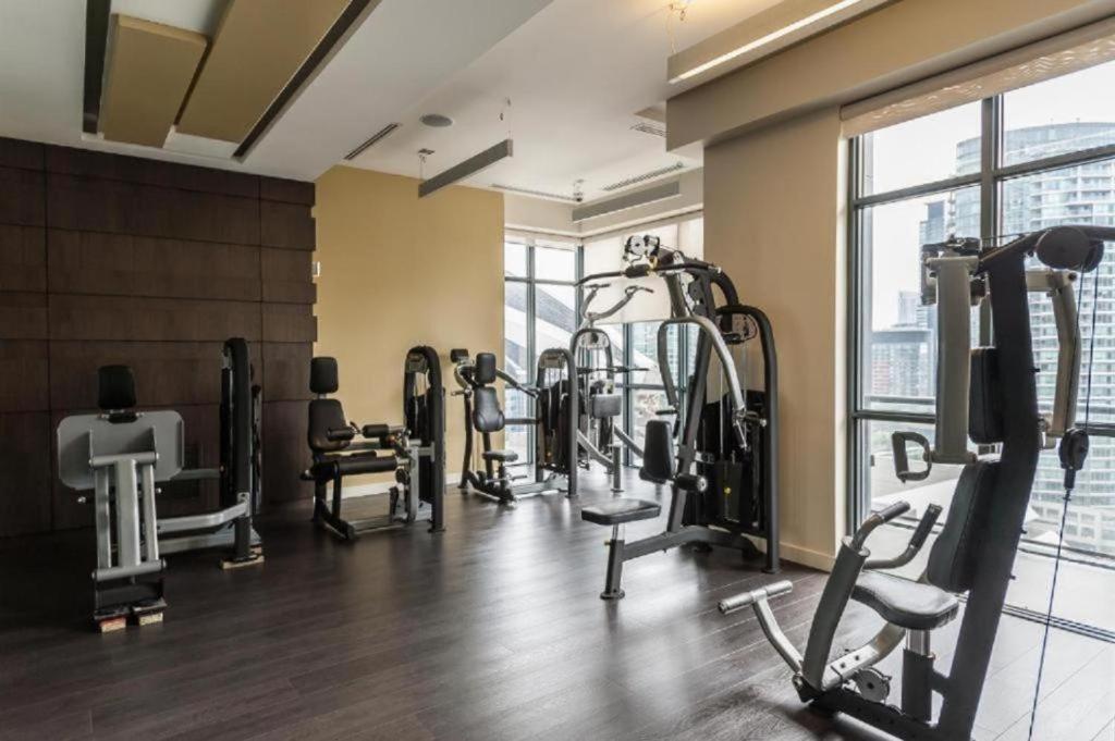 Metropolis Loft - Cn Tower Appartement Toronto Buitenkant foto