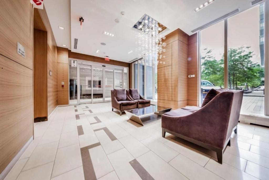 Metropolis Loft - Cn Tower Appartement Toronto Buitenkant foto
