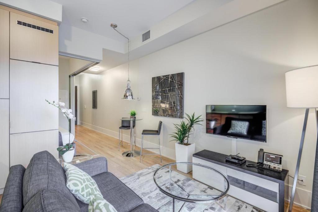 Metropolis Loft - Cn Tower Appartement Toronto Buitenkant foto